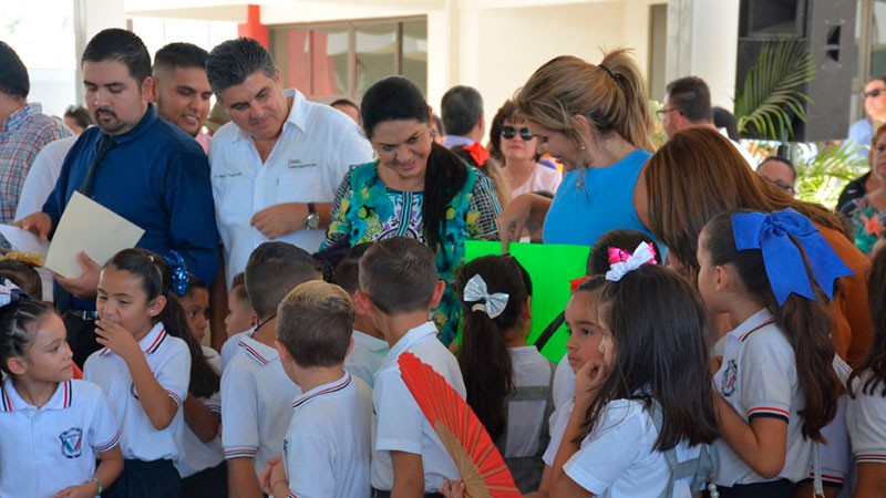 Inaugura Gobernadora nuevo plantel de Escuela Carlos M. Calleja